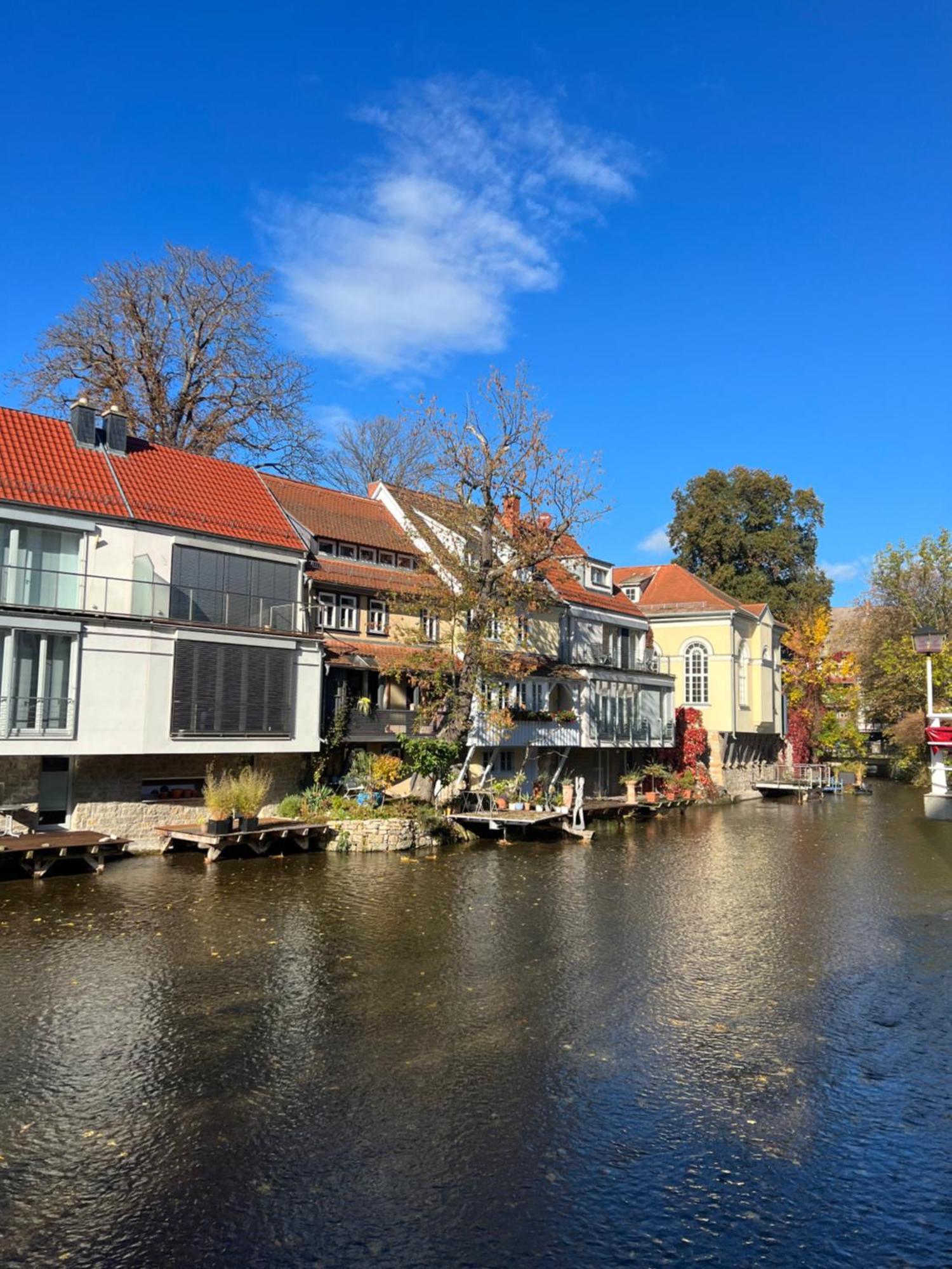 Ferienwohnung Schildblick Modernes Apartment Direkt In Der Altstadt Von Erfurt Nahe Der Kraemerbruecke - Beste Innenstadtlage Экстерьер фото