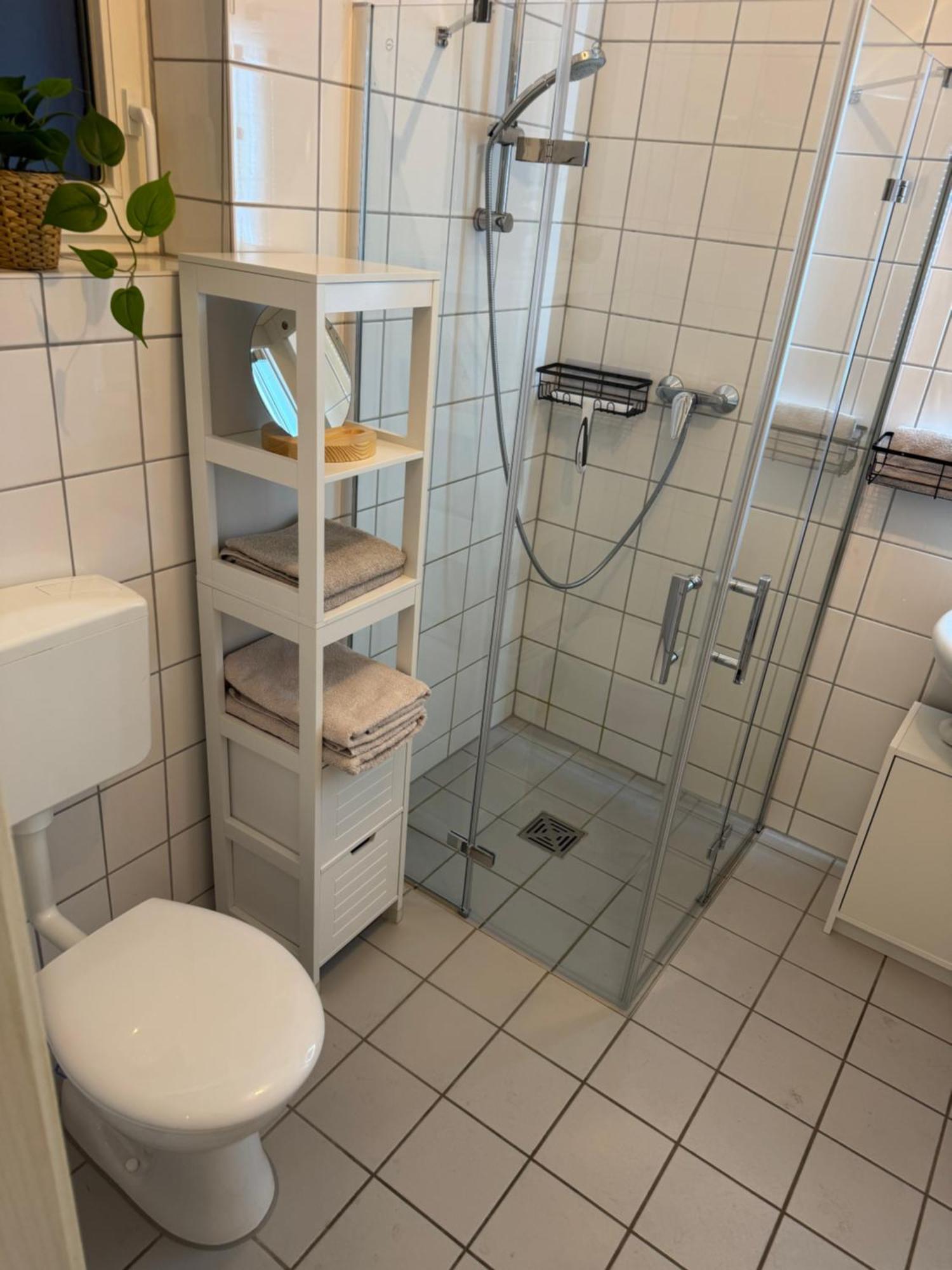 Ferienwohnung Schildblick Modernes Apartment Direkt In Der Altstadt Von Erfurt Nahe Der Kraemerbruecke - Beste Innenstadtlage Экстерьер фото