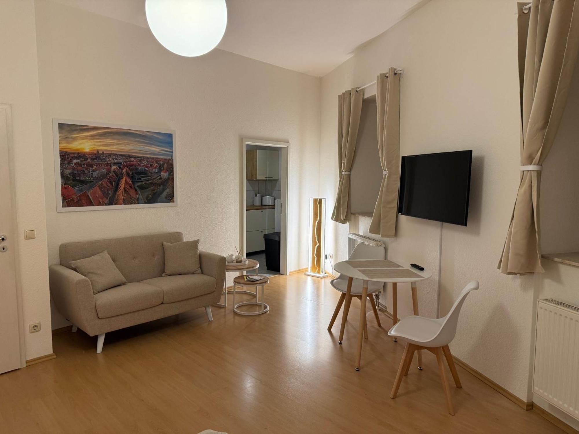 Ferienwohnung Schildblick Modernes Apartment Direkt In Der Altstadt Von Erfurt Nahe Der Kraemerbruecke - Beste Innenstadtlage Экстерьер фото